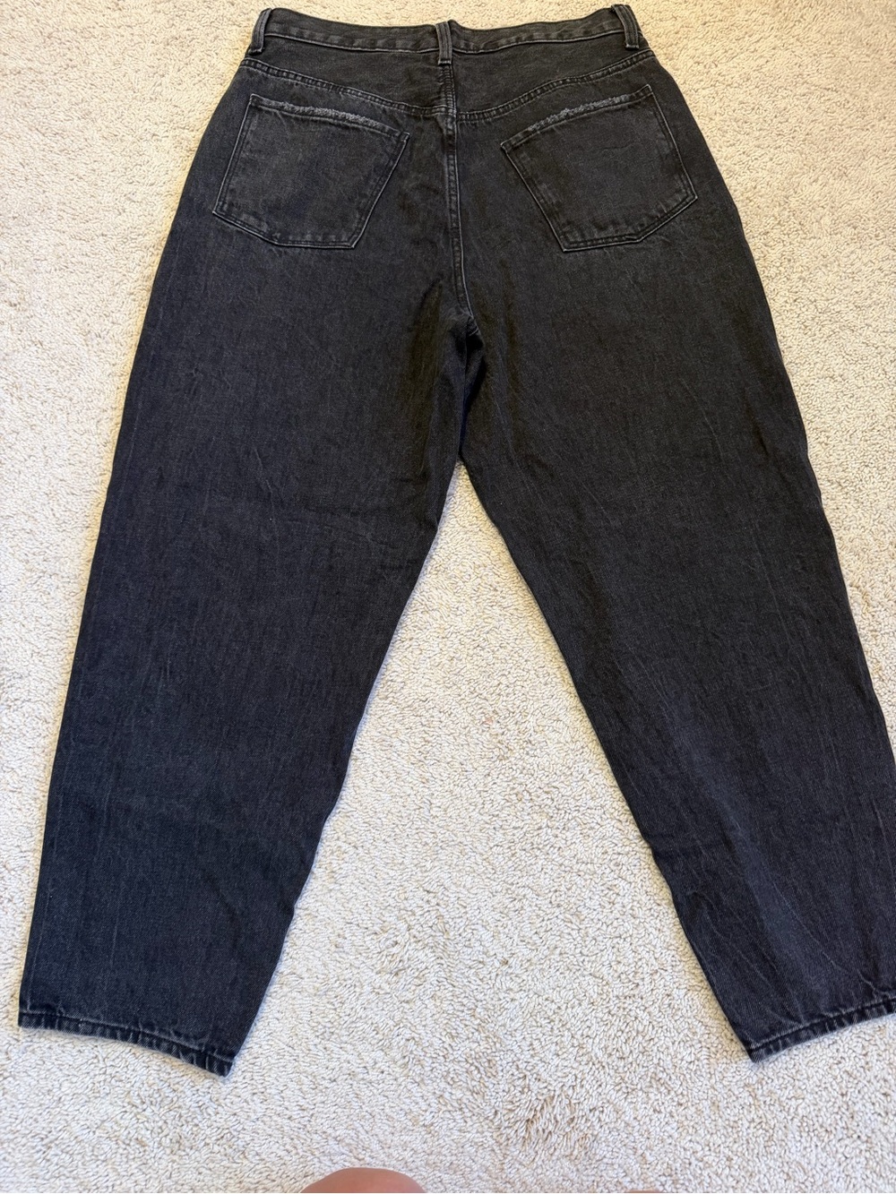 Old Navy Extra High Rise Balloon Jeans 16 - Picture 4 of 12